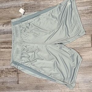 Old Navy Active Shorts​